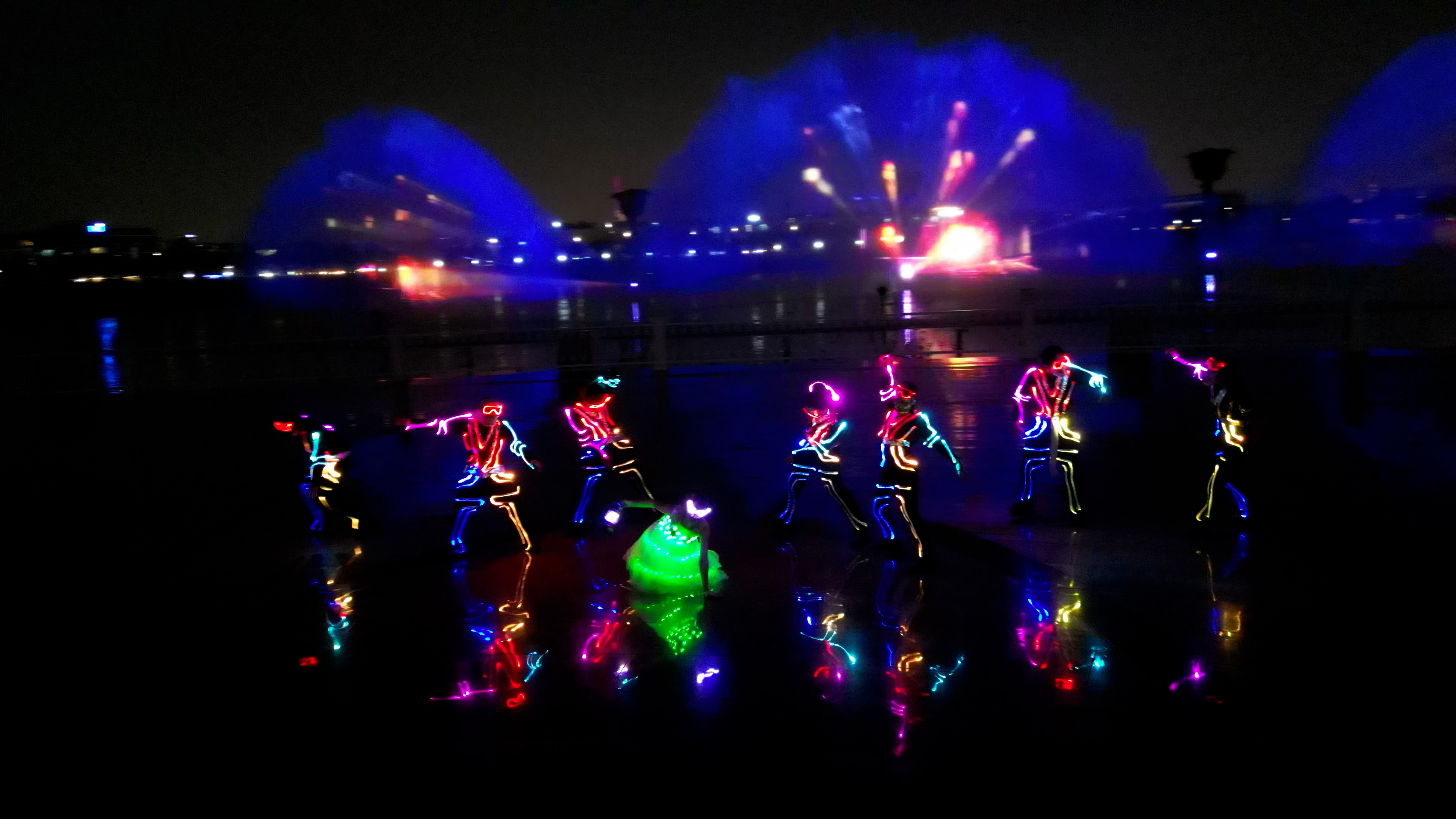 ĐÊM HALLOWEEN ĐẶC BIỆT NGẬP TRÀN CẢM XÚC TẠI VANPHUC CITY